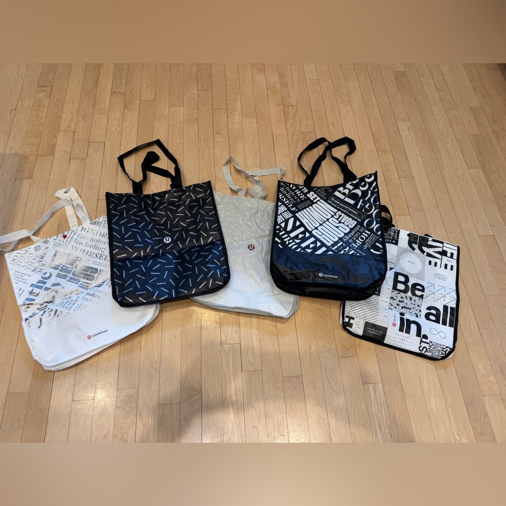 lululemon Black & White Graphic Tote Collection Lot of 5